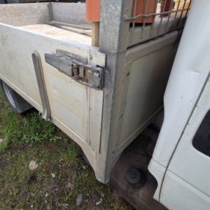 foto 3.5t 6sitz 3.4x2m pritsche 96kW 2.5D Nissan Cabstar 3513