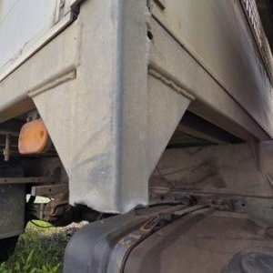 foto 3.5t 6sitz 3.4x2m pritsche 96kW 2.5D Nissan Cabstar 3513
