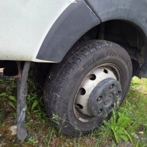 foto 3.5t 6sitz 3.4x2m pritsche 96kW 2.5D Nissan Cabstar 3513