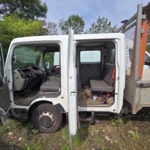 foto 3.5t 6sitz 3.4x2m pritsche 96kW 2.5D Nissan Cabstar 3513
