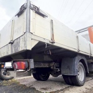 foto 3.5t 6sitz 3.4x2m pritsche 96kW 2.5D Nissan Cabstar 3513