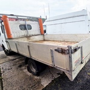 foto 3.5t 6sitz 3.4x2m pritsche 96kW 2.5D Nissan Cabstar 3513
