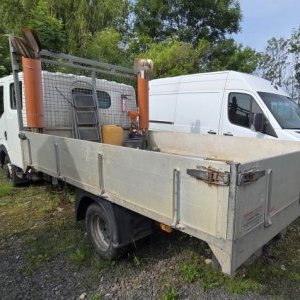 foto 3.5t 6sitz pritsche 96kW 2.5D Nissan Cabstar 3513