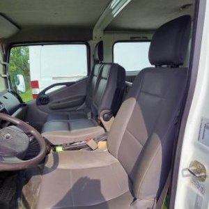 foto 3.5t 6sitz pritsche 96kW 2.5D Nissan Cabstar 3513