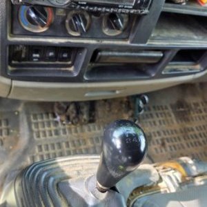 foto 3.5t 6sitz pritsche 96kW 2.5D Nissan Cabstar 3513
